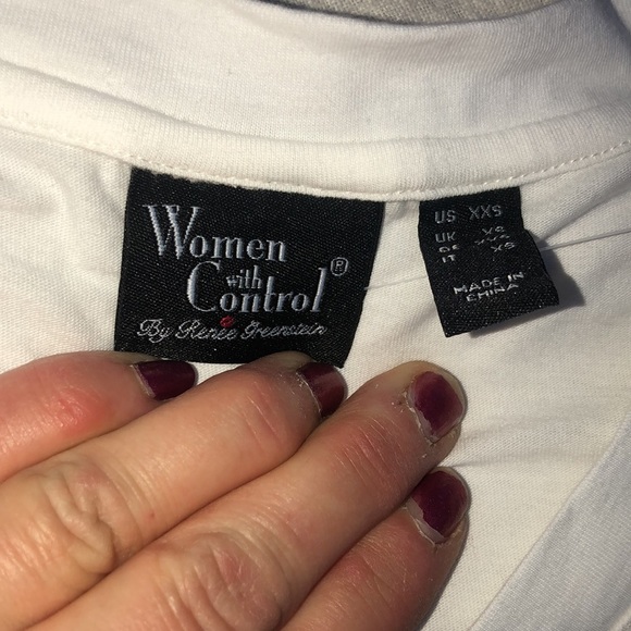 Renee Greenstein YOGA T-Shirt “WOMEN WITH CONTROL “size XS white v- neck tee - Picture 6 of 11